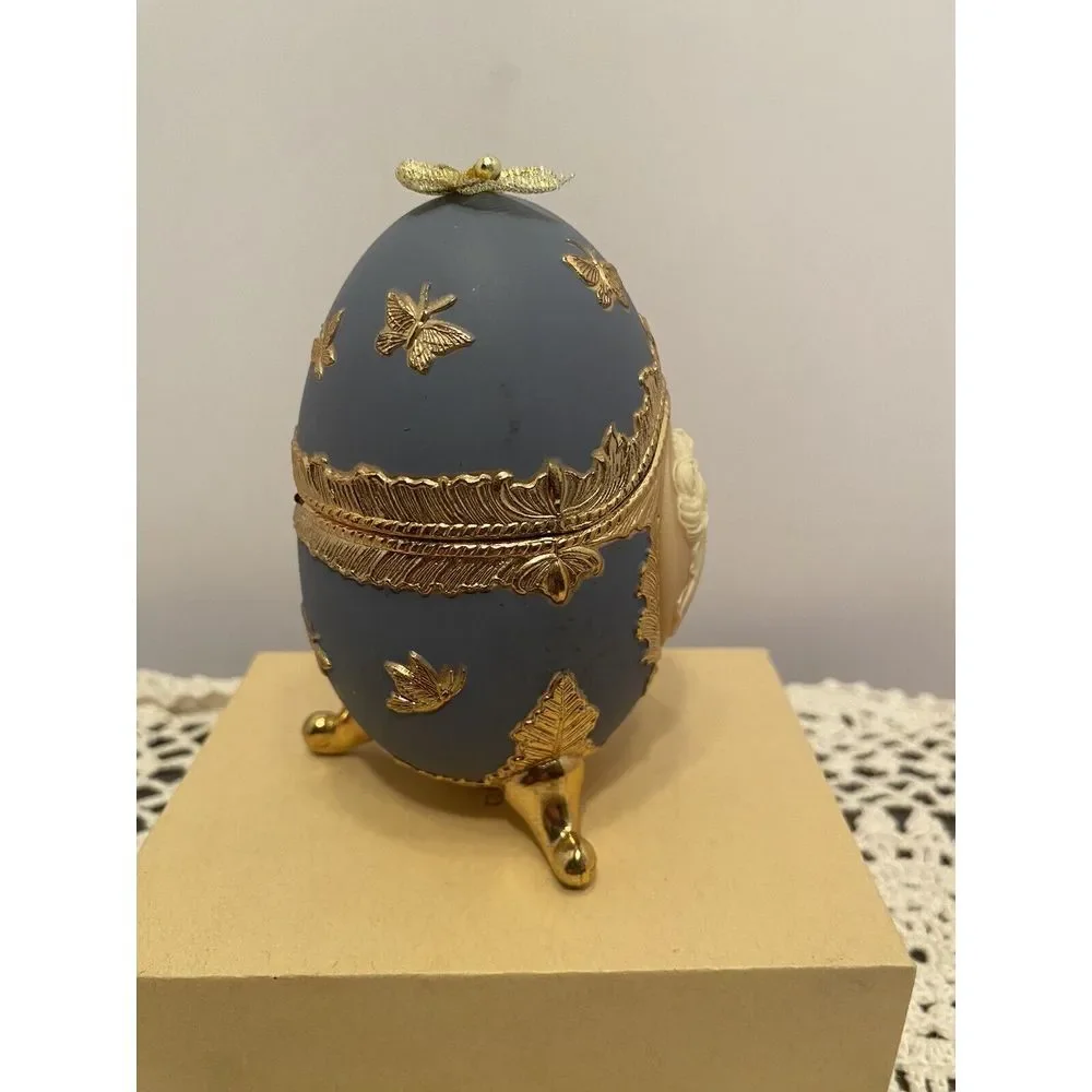 Vintage Carved Cameo Faberge Hinged Trinket Box Music Box Ring Holder Blue/Peach